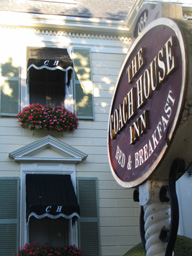 Coach House Inn sign