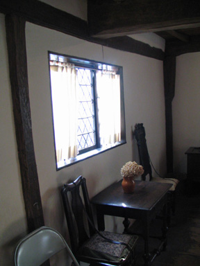 old house bed