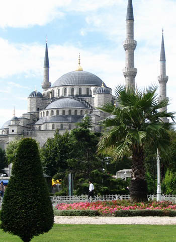 Ayasofya, bluer than the Blue Mosque