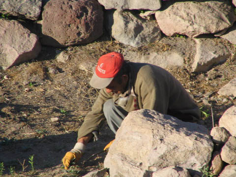 Digger at Kanesh Karum